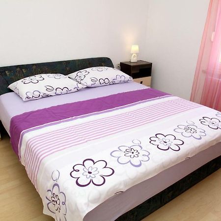 Apartman Dinka Trogir Exterior photo